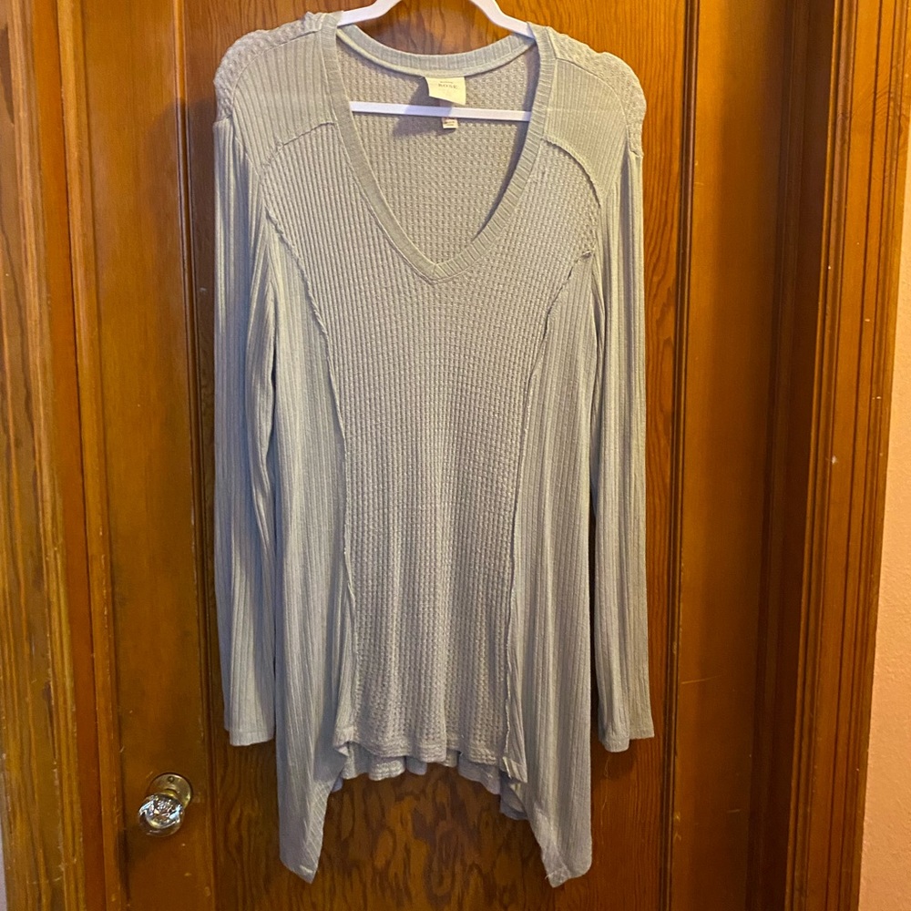 Knox Rose, Light Grey, Waffle Knit, Shark Bite Hem, V-Neck, XXL